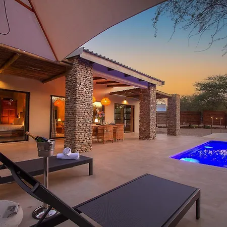 The Duchess Luxury Safari Villa, Close To Knp, Giraffe-Feeding-Tower, Bush-Bath, Boma Marloth Park Exterior photo