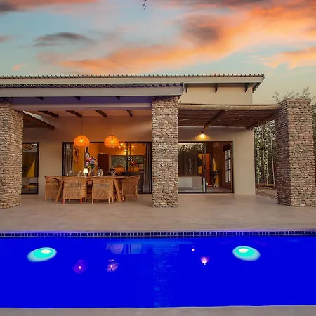 The Duchess Luxury Safari Villa, Close To Knp, Giraffe-Feeding-Tower, Bush-Bath, Boma Marloth Park Exterior photo