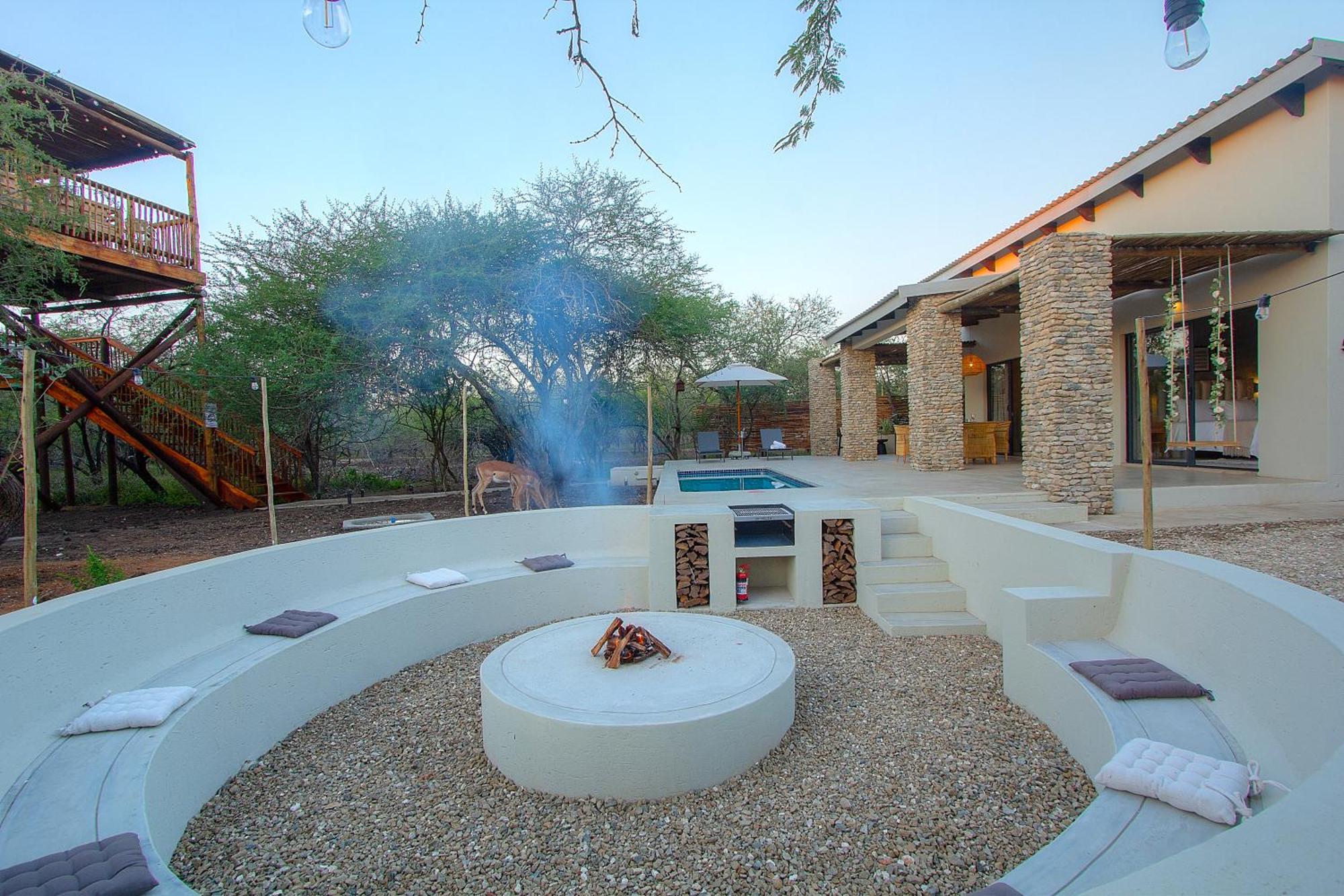 Villa The Duchess Luxury Safari Villa, Close To Knp, Giraffe-feeding-tower, Bush-bath, Boma